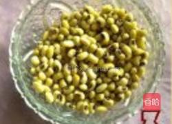 花生眉豆煲鸡脚的做法图解3