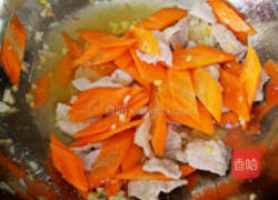 家常五彩荤素小炒的做法图解6