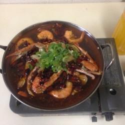 香辣虾蟹火锅的做法[图]