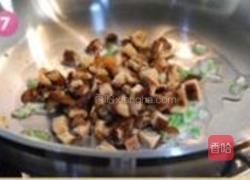 茶香酱油炒饭的做法图解7