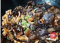 三鲜土豆粉煲的做法图解2