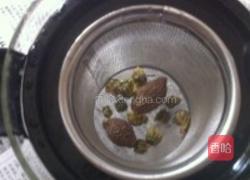 胖大海菊花茶的做法图解2