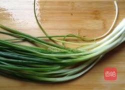 猪肉小葱饺子的做法图解1