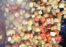 土豆萝卜焖饭的做法图解6