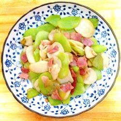 杏鲍菇莴苣炒培根的做法[图]