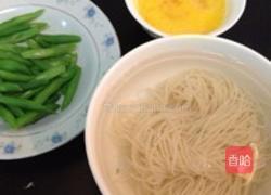 鸡蛋炒挂面的做法图解2