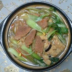 牛肉砂锅的做法[图]