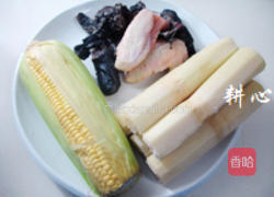 甘蔗粟米煲鸡汤的做法图解1