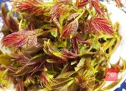 香椿头花生米的做法图解1