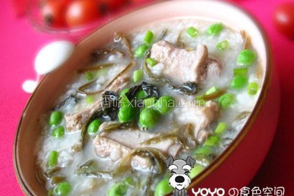 排骨菜干青豆粥