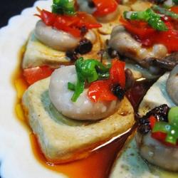 剁椒臭豆腐蒸目鱼蛋的做法[图]