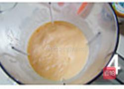 哈密瓜奶昔的做法图解4