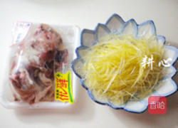 鱼翅鸡汤的做法图解1