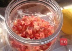 石榴酒的做法图解1