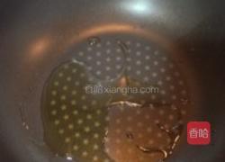 酒烹虾配龙利鱼黄油杂菜土豆泥的做法图解4