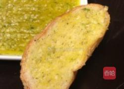 法式香蒜面包的做法图解3