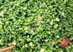 排骨蒜薹包子的做法图解9