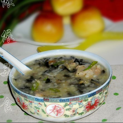 咸排骨菜干粥的做法[图]