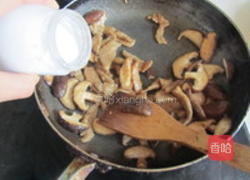 青蒜肉丝炒年糕的做法图解7
