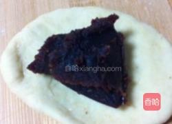 豆沙花式面包的做法图解2