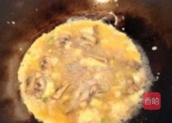 海蛏炒鸭蛋的做法图解4