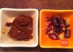 滇式牛肝菌黄焖鸡的做法图解2