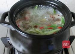 山药排骨煲的做法图解6