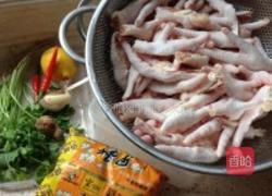 泰味香糟卤凤爪的做法图解1