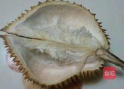 榴莲壳炖土鸡的做法图解1