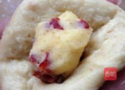 圣女果芝士奶酥面包的做法图解4