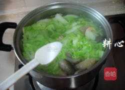 大白菜海参汤的做法图解11