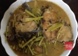 鲅鱼炖蒜薹的做法图解8