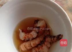 正宗泰式菠萝炒饭的做法图解1