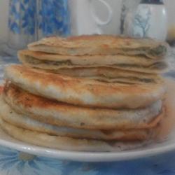 香菜洋葱猪肉馅饼的做法[图]