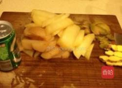 泡萝卜老鸭汤的做法图解1