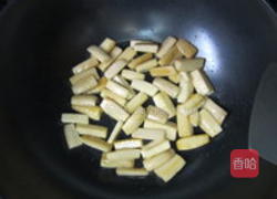 鲍鱼汁烩杏鲍菇的做法图解2