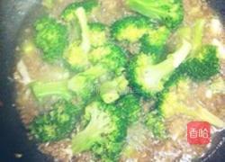 肉汁西兰花的做法图解4