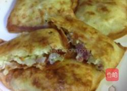 土豆泥卷心菜洋葱培根春卷饼的做法图解10