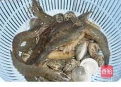 海鲜泡饭的做法图解1