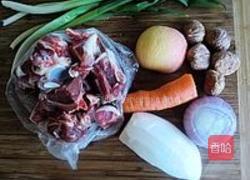 韩式猪骨汤的做法图解1