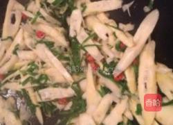 韭菜炒竹笋的做法图解4