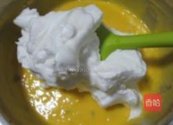 百香果戚风的做法图解5