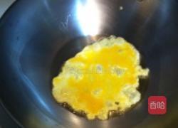 虾仁炒鱼面的做法图解3