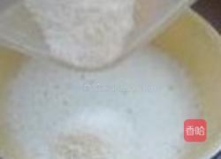 蛋白椰子冰淇淋的做法图解2