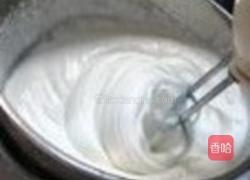 蛋白椰子冰淇淋的做法图解3