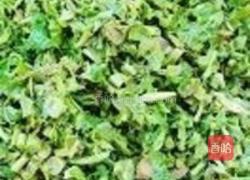 香椿鲜肉饺子的做法图解1