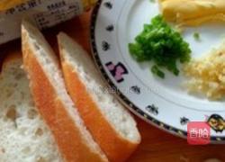 蒜蓉法棍面包的做法图解1