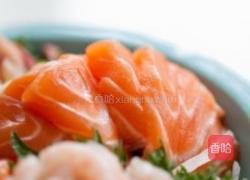 鱼生拼盘的做法图解1