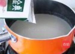 茯苓杏仁奶茶的做法图解3