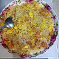 玉米肠鸡蛋炒饭的做法[图]